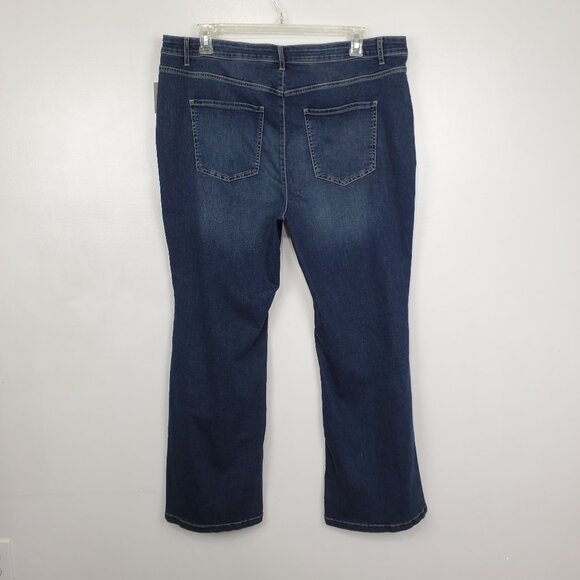 Falls Creek Women's Medium Dark Wash Stretchy Flare Jeans NEW NWT Size 22 - Picture 4 of 12